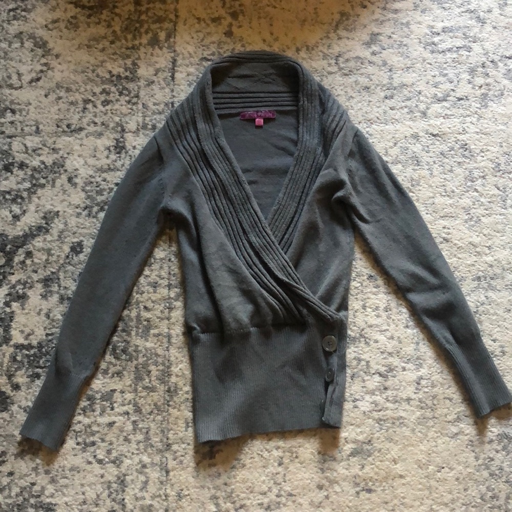Derek Heart sweater